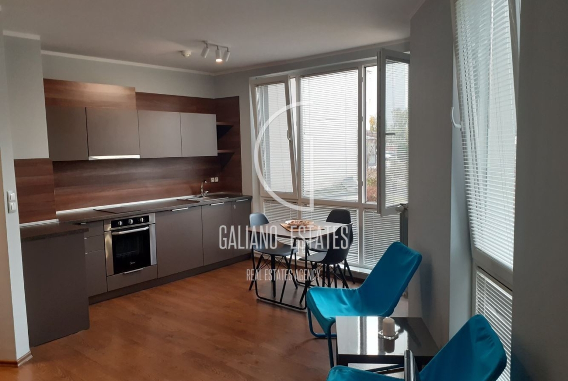 Уютно студио до УНСС - 0