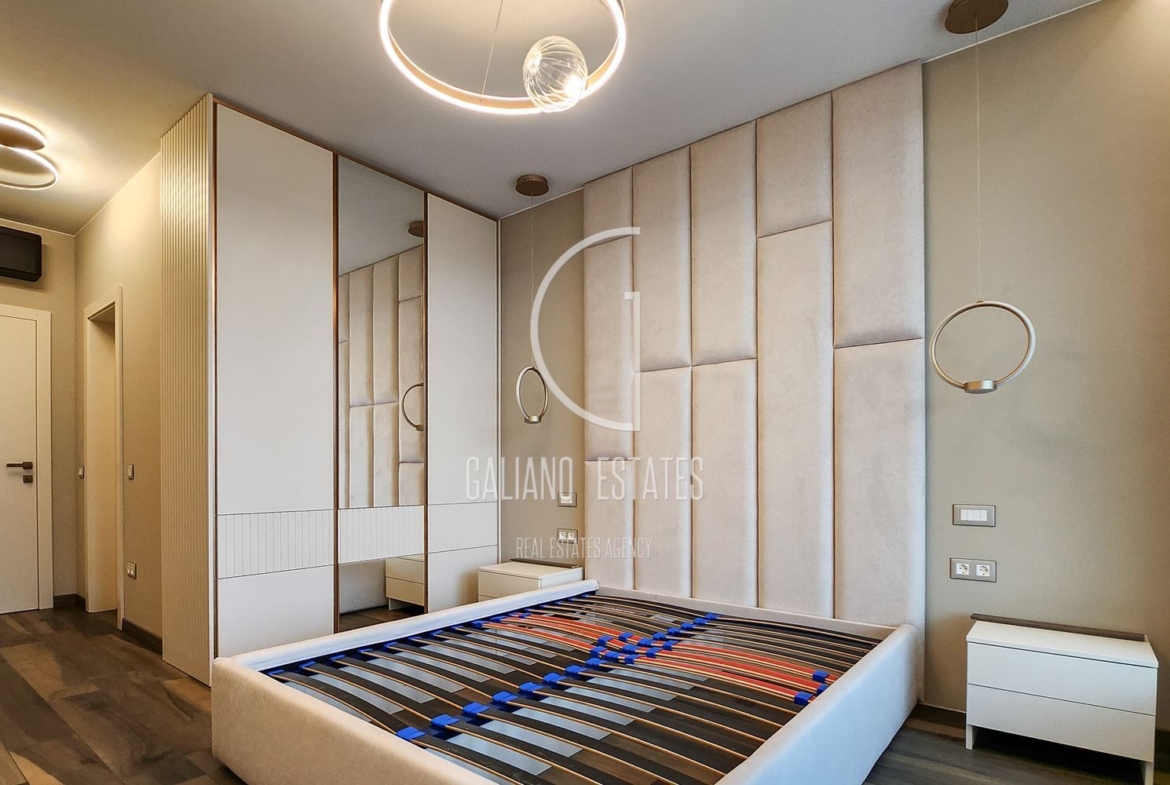 Ексклузивен дизайнерски пентхаус с панорамна тераса в кв. Изток - 0