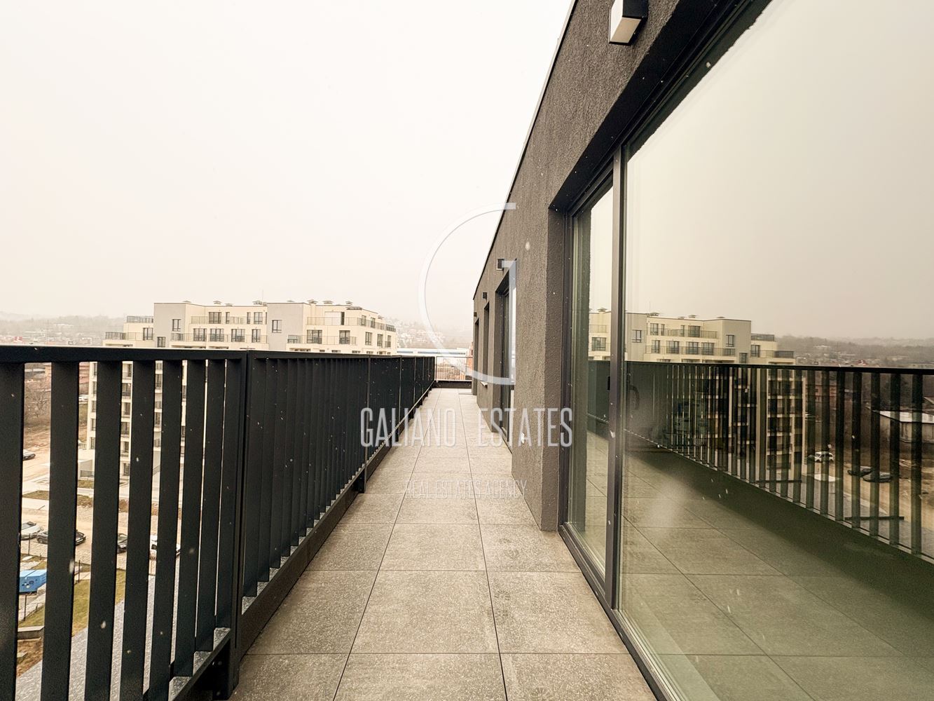 Четиристаен пентхаус с панорамни гледки в Манастирски ливади – изток - 0