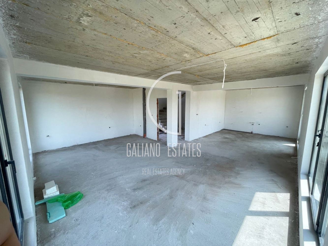 Уютна еднофамилна къща в гр. Костинброд - 0