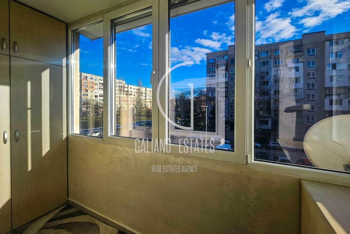 Отличен двустаен апартамент в ж.к. Надежда 3 - 0