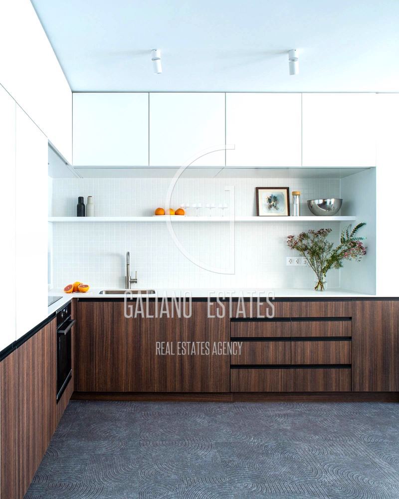 Дизайнерски двустаен апартамент в кв. Кръстова вада - 0