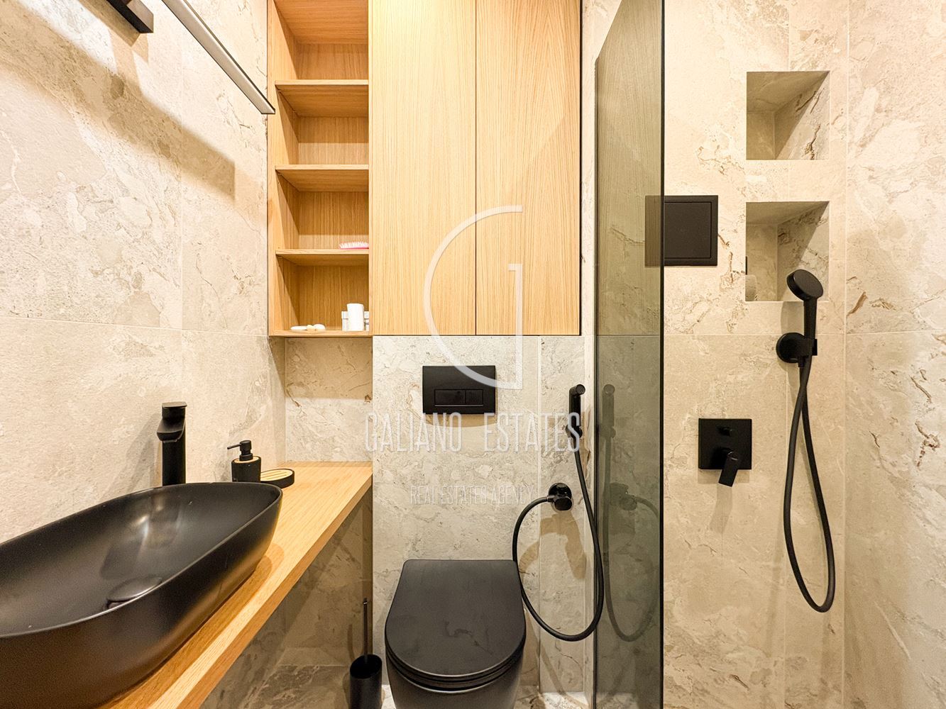 Чисто нов дизайнерски апартамент в кв. Бъкстон - 0