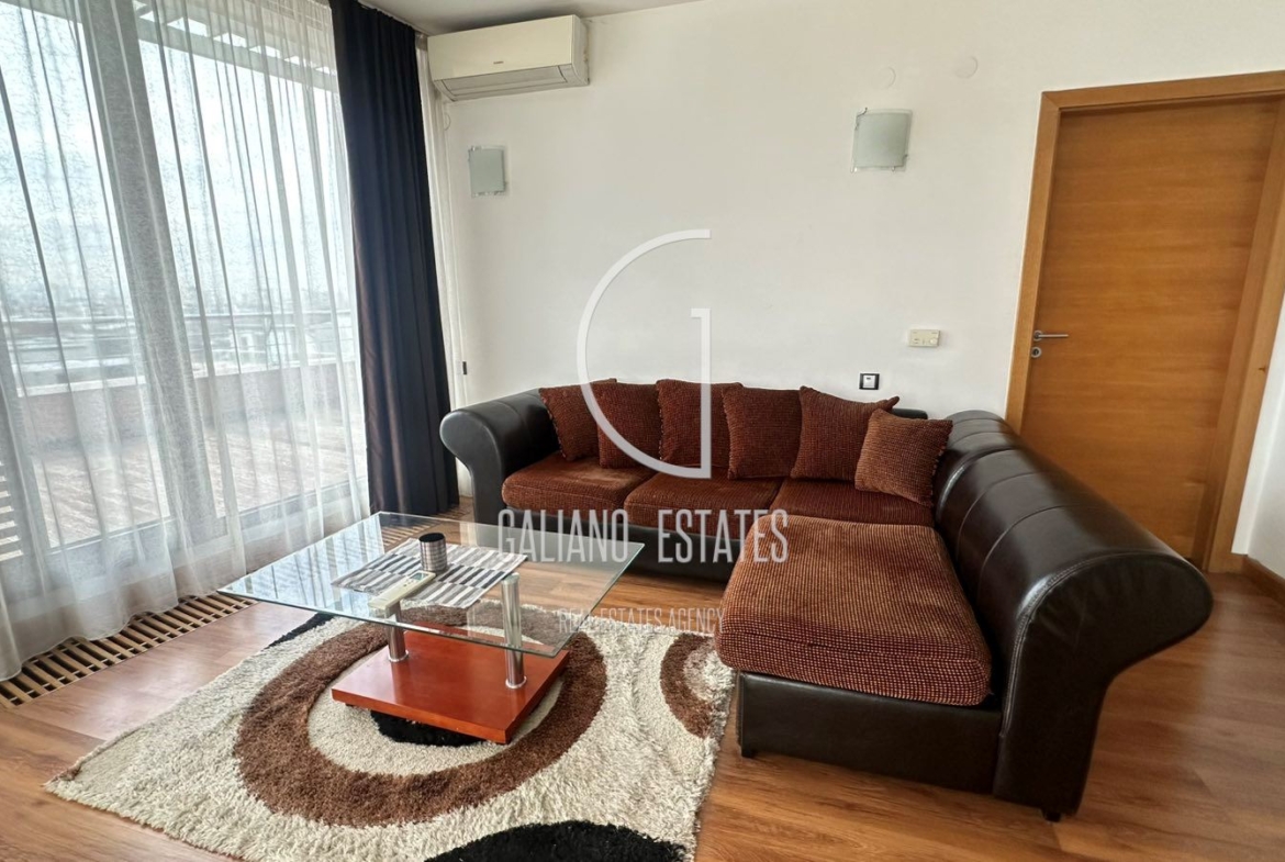 Двустаен апартамент в комплекс" Силвър Сити" - 0