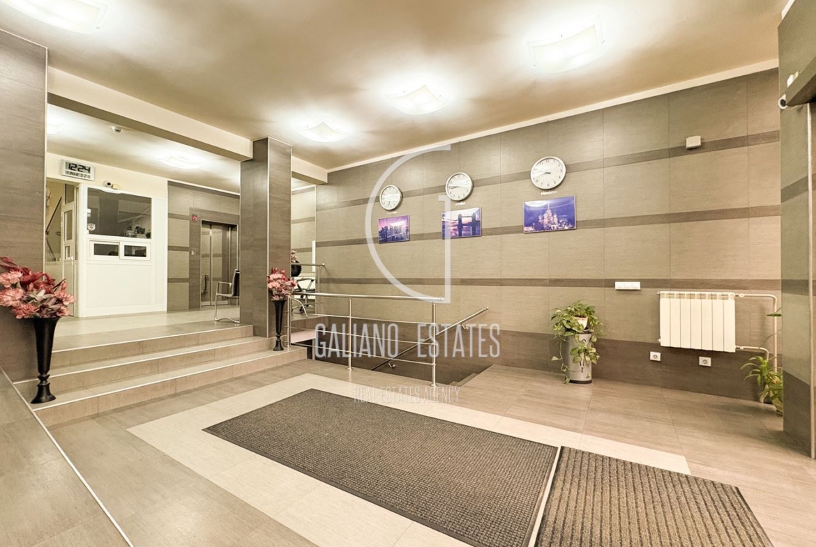 Офис в бизнес сграда, кв.Стрелбище - 0