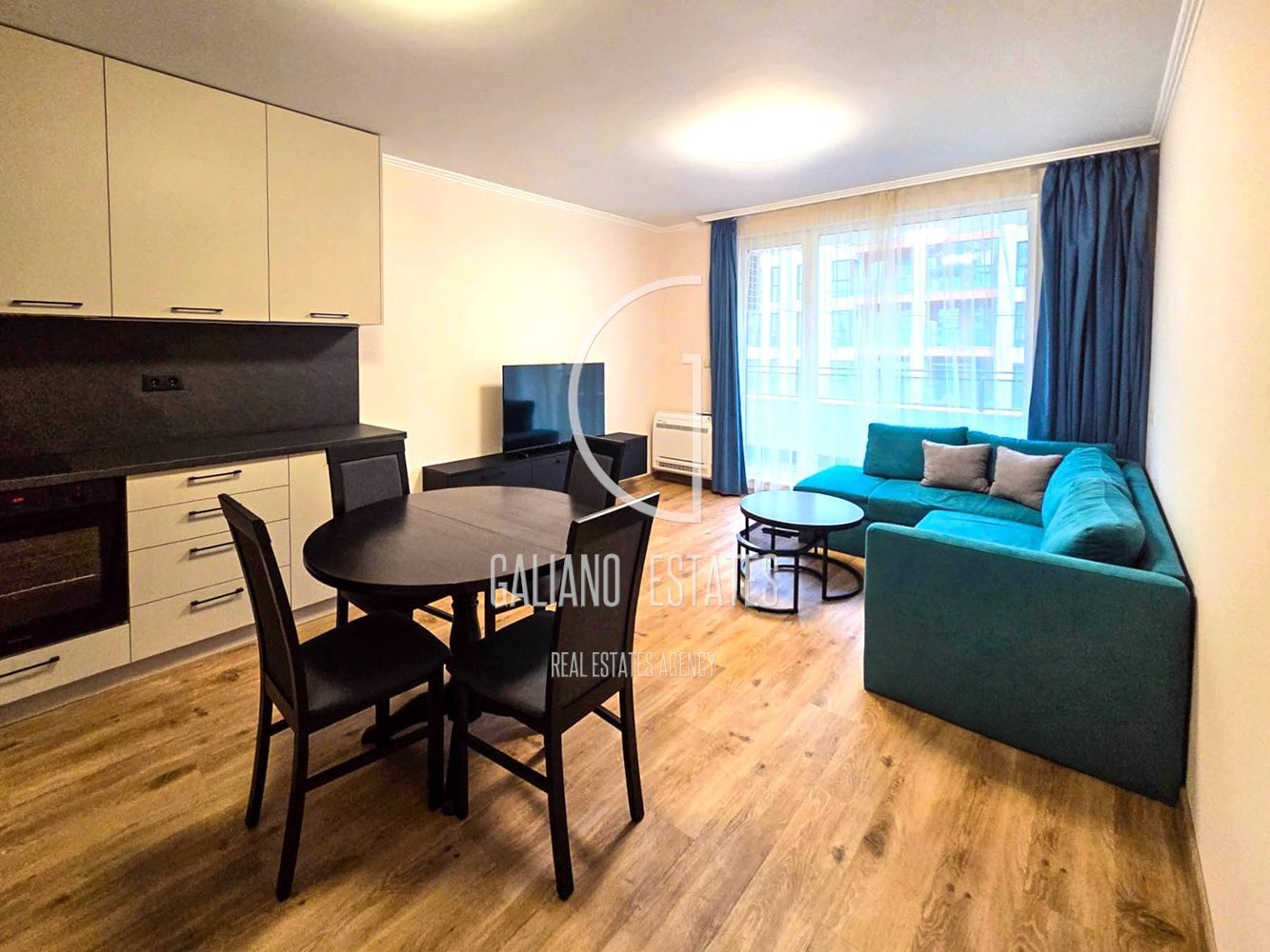 Луксозен двустаен апартамент с гараж до метростанция в ж.к. Дружба 2 - 0