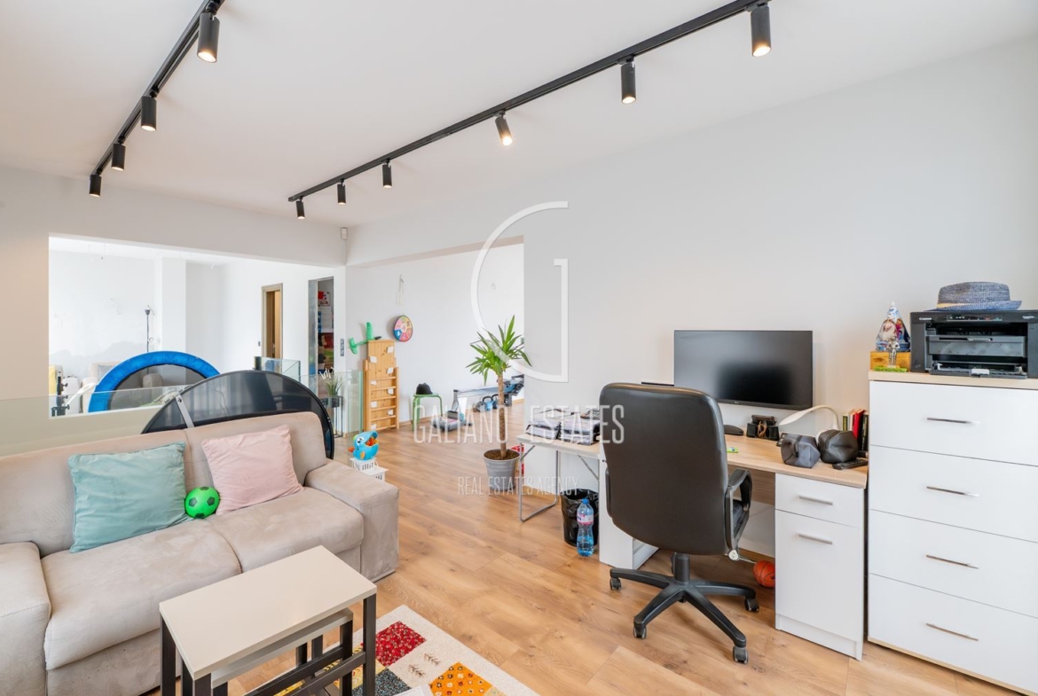 Мезонет с прекрасни тераси до парк - 0