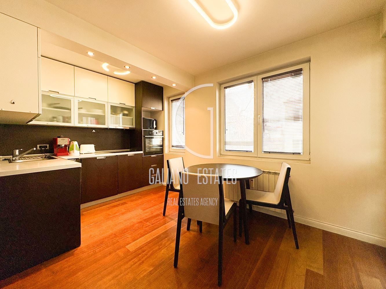 Прекрасен апартамент до Софийски университет-0 Прекрасен апартамент до Софийски университет - 0