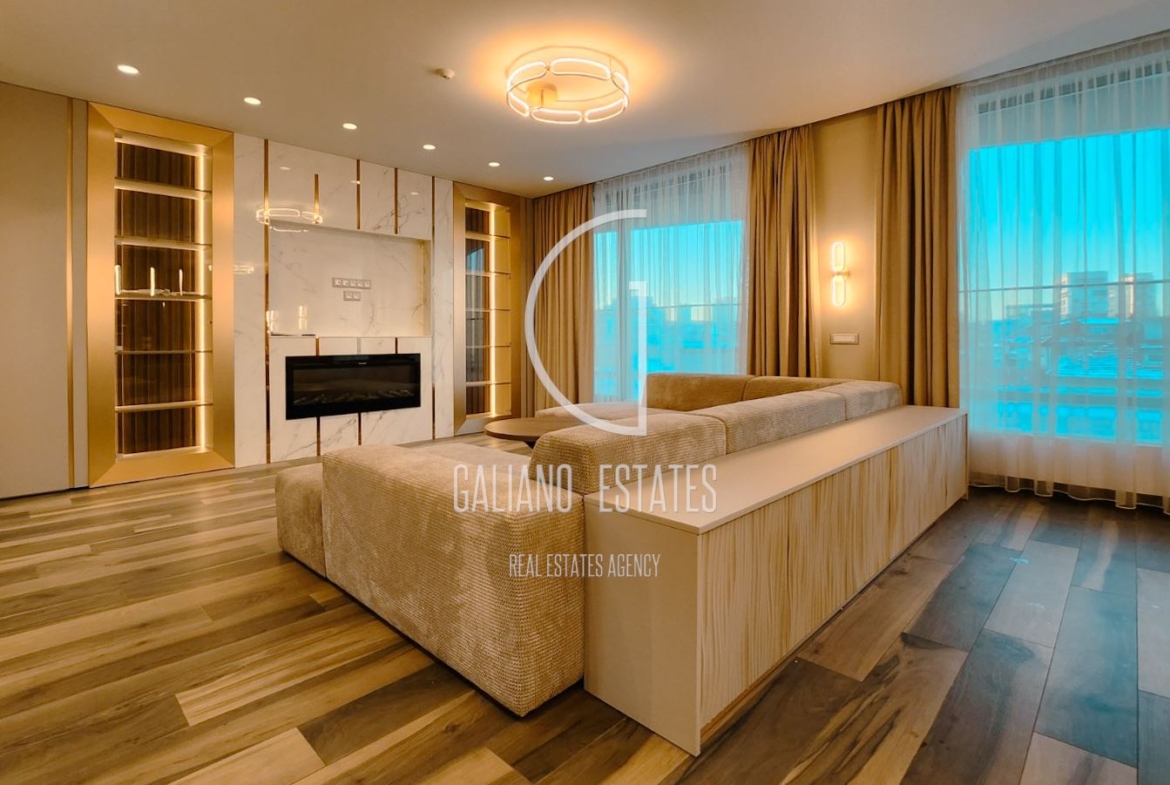 Ексклузивен дизайнерски пентхаус с панорамна тераса в кв. Изток - 0