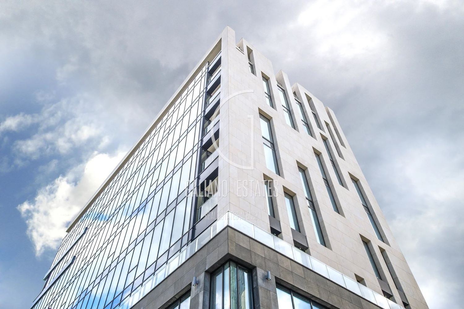 Представителен офис с панорамна 360° гледка в престижна бизнес сграда – Младост 4 - 0