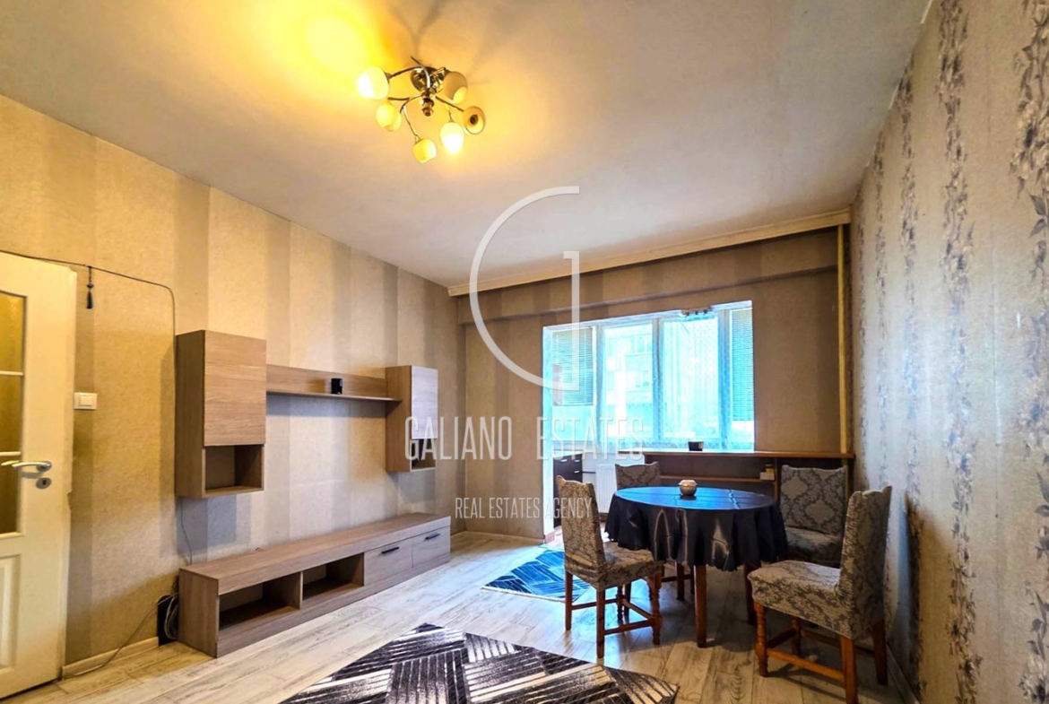 Уютен двустаен апартамент в жк. "Хаджи Димитър" - 0