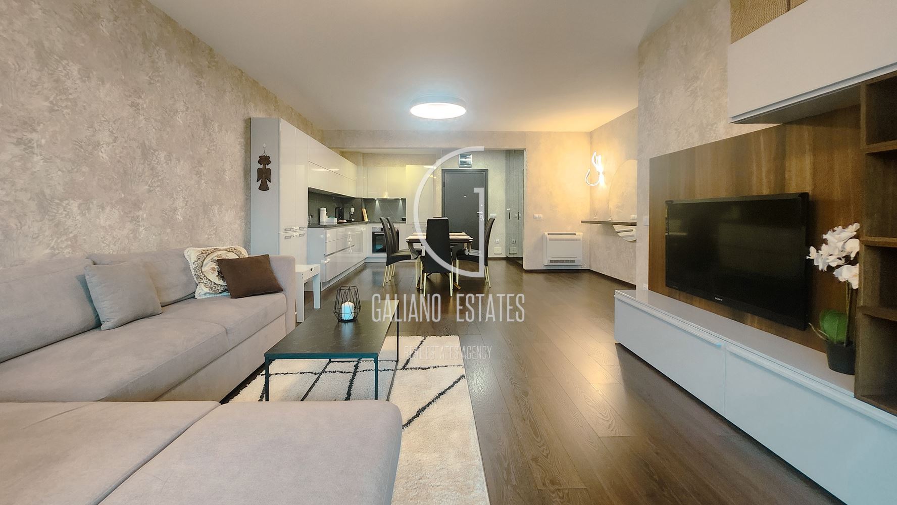 Четиристаен апартамент в затворен комплекс в местност Камбаните - 0