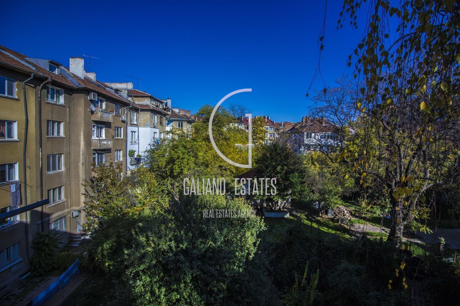 Уютен тристаен апартамент до ул. Любен Каравелов - 0