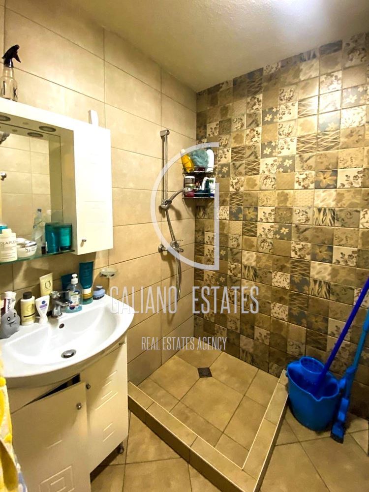 Компактен тристаен апартамент в кв. Кръстова вада - 0