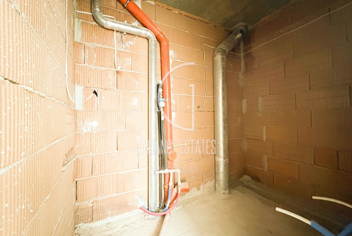 Четиристаен пентхаус с панорамни гледки в Манастирски ливади – изток - 0