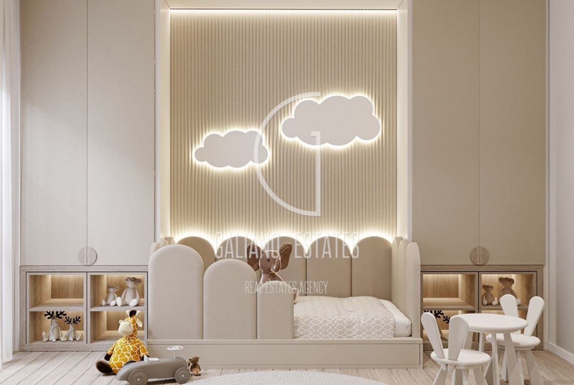 Четиристаен апартамент в бутикова сграда в центъра на София - 0