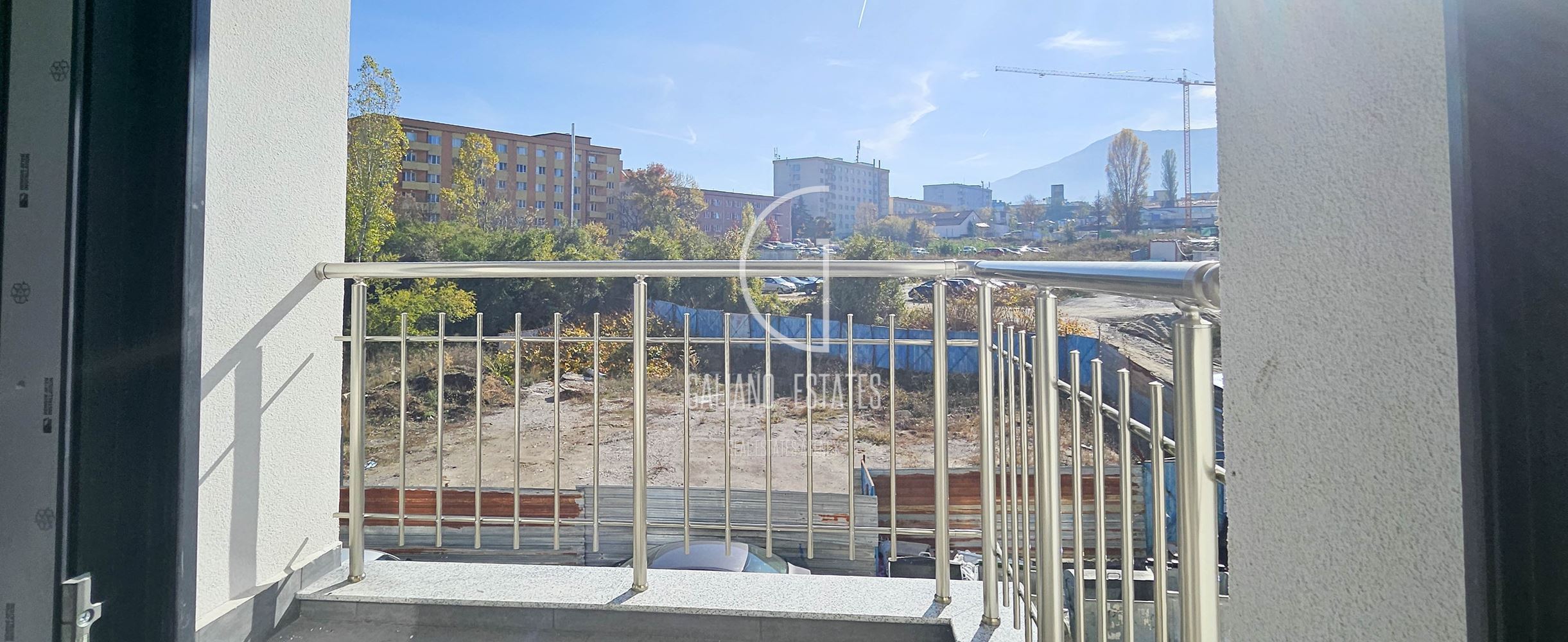 Просторен тристаен апартамен в кв. Овча Купел-0 Просторен тристаен апартамен в кв. Овча Купел - 0