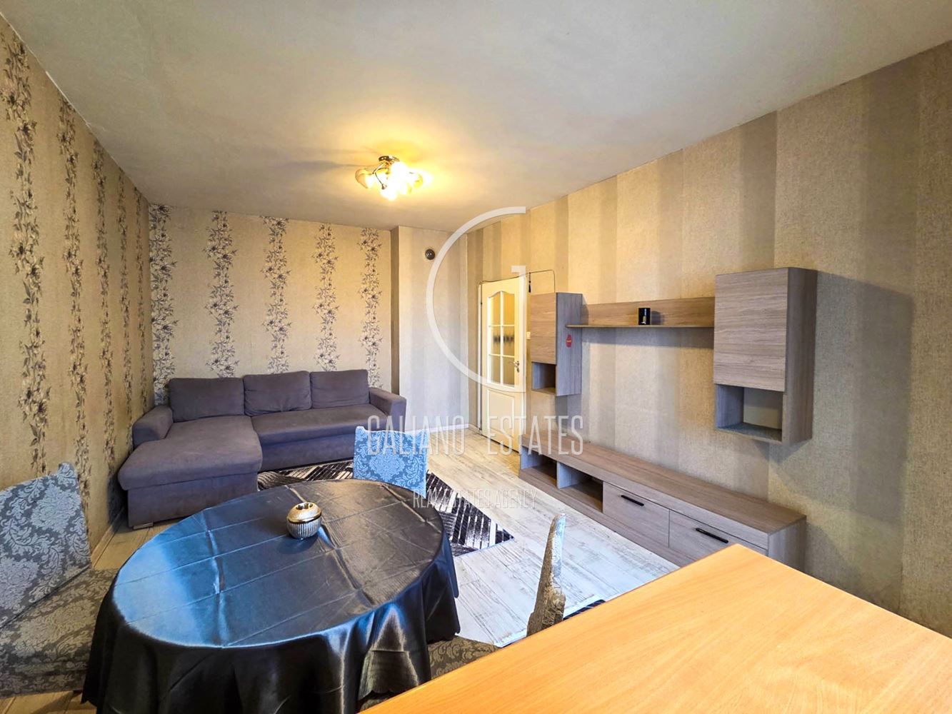 Уютен двустаен апартамент в жк. "Хаджи Димитър" - 0