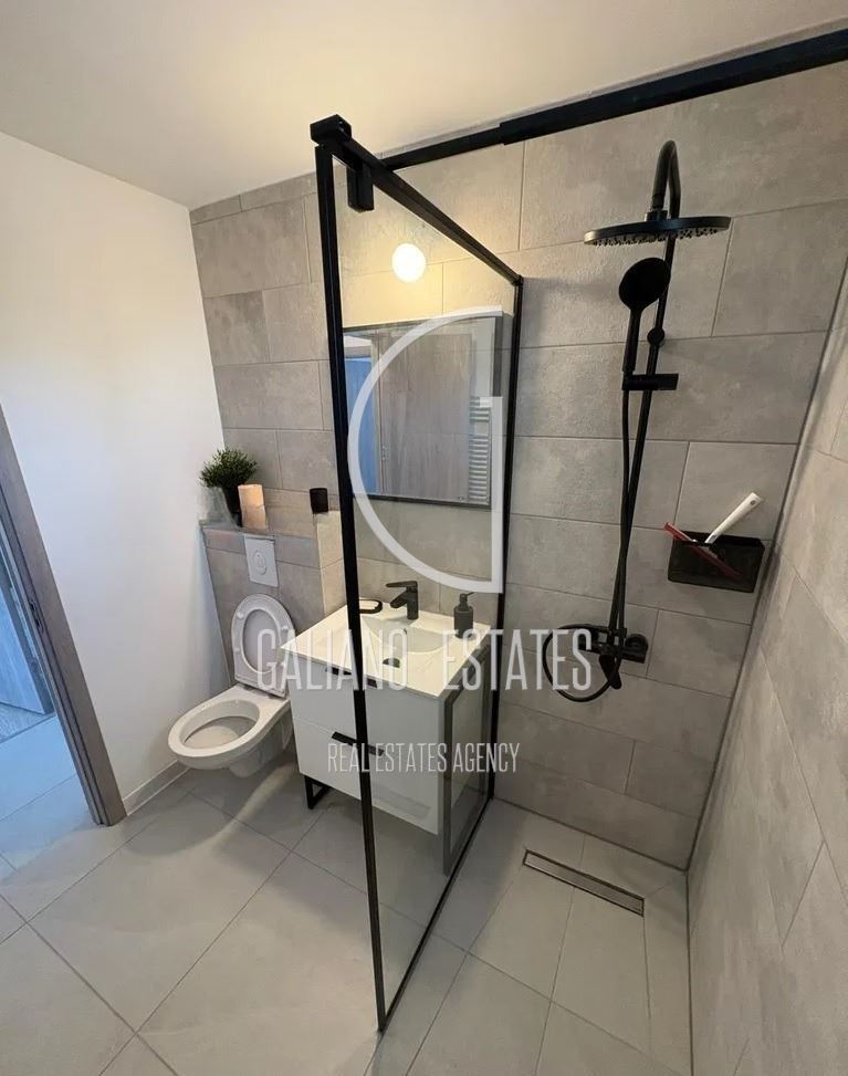 Тристаен апартамент в Дружба 2 - 0