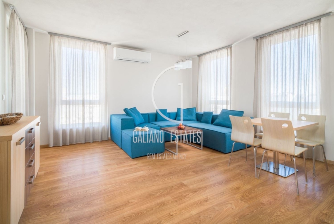 Двустаен апартамент в кв. Обеля - 0