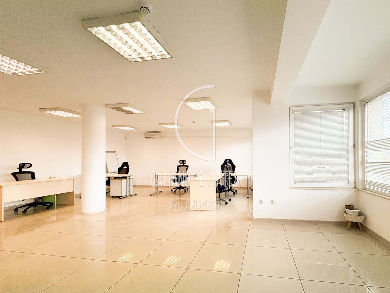 Офис в бизнес сграда, кв.Стрелбище-0 Офис в бизнес сграда, кв.Стрелбище - 0