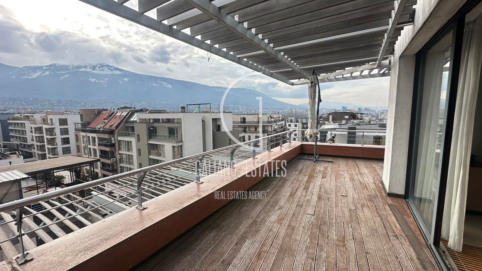 Двустаен апартамент в комплекс" Силвър Сити" - 0