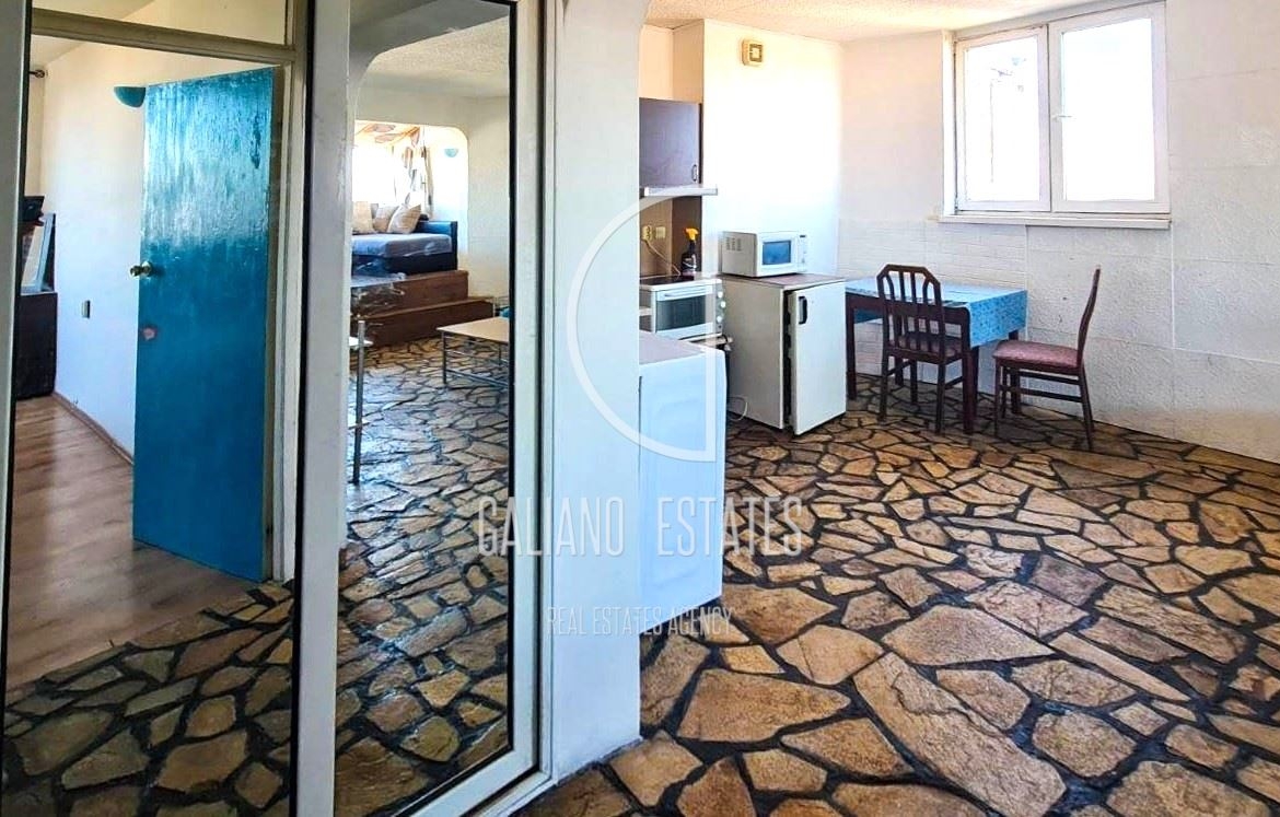 Просторен двустаен апартамент в ж.к. Младост 1 - 0