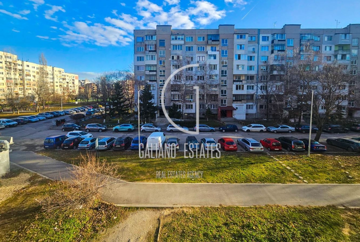 Отличен двустаен апартамент в ж.к. Надежда 3 - 0