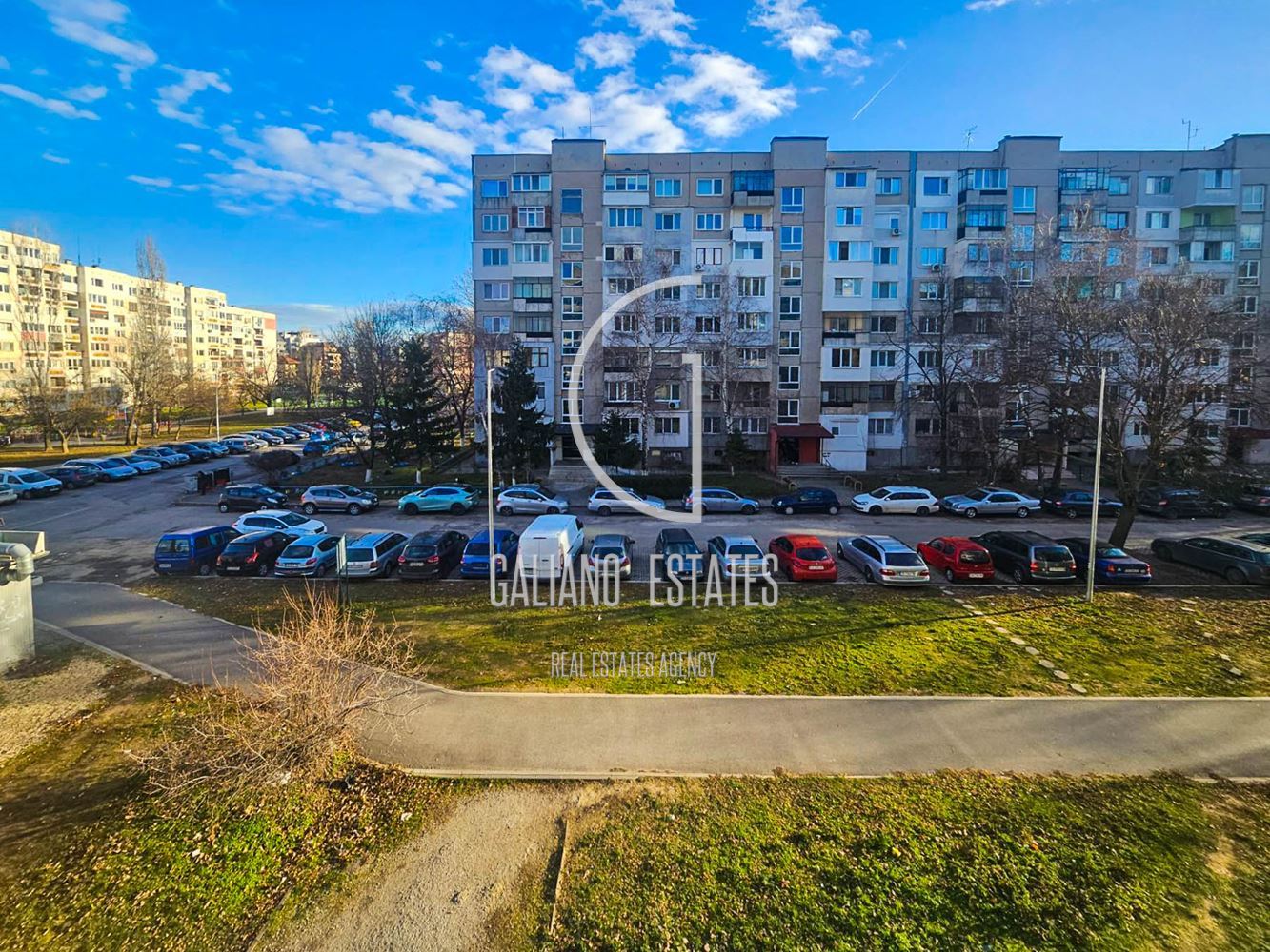 Отличен двустаен апартамент в ж.к. Надежда 3 - 0