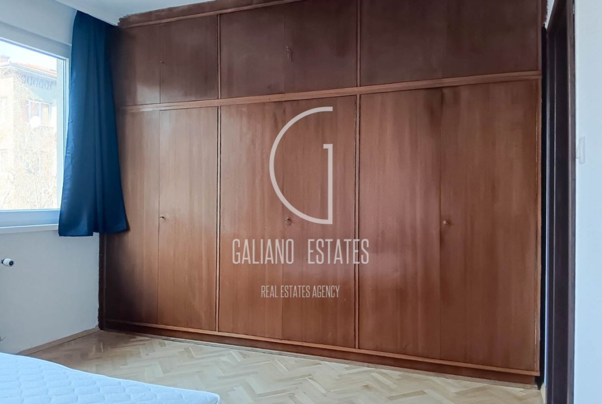 Четиристаен апартамент кв. Медицинска академия - 0