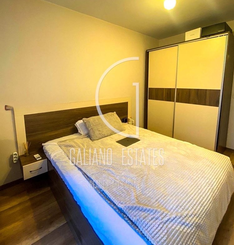 Компактен тристаен апартамент в кв. Кръстова вада - 0