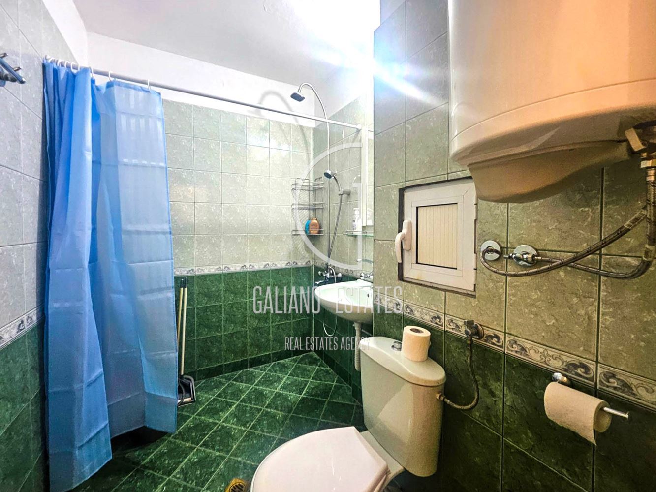 Южен двустаен апартамент в ж.к. Хаджи Димитър - 0