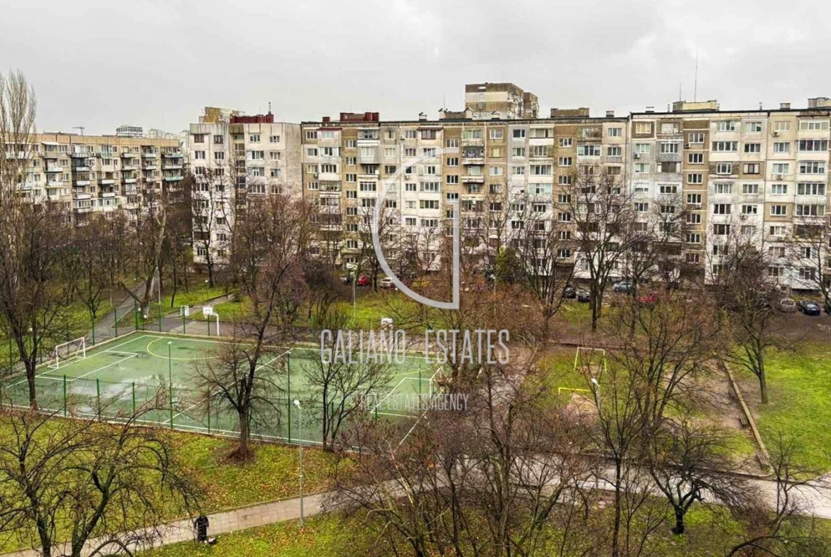 Просторен четиристаен апартамент в кв. Мусагеница - 0