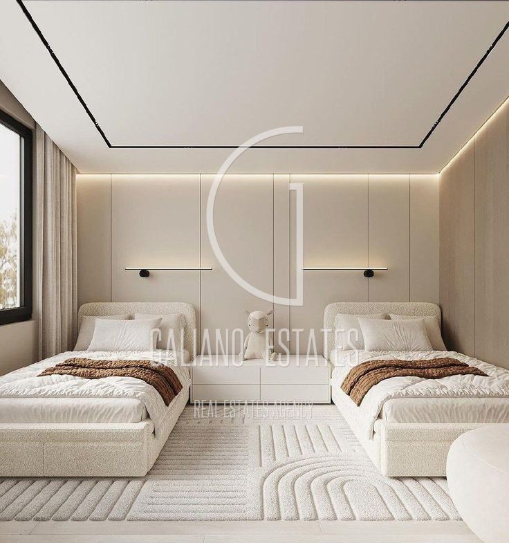 Четиристаен апартамент в бутикова сграда в центъра на София - 0