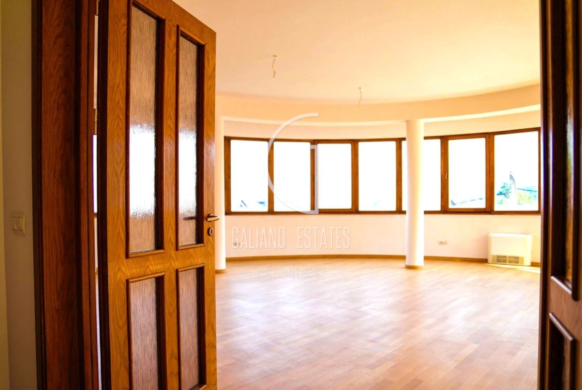 Просторна фамилна къща с функционално разпределение в кв. Симеоново - 0