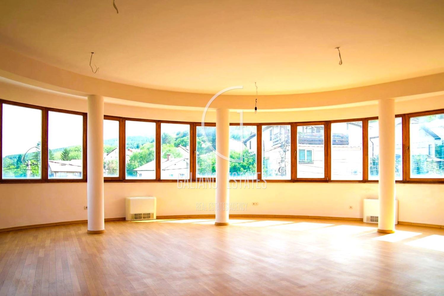 Просторна фамилна къща с функционално разпределение в кв. Симеоново-0 Просторна фамилна къща с функционално разпределение в кв. Симеоново - 0