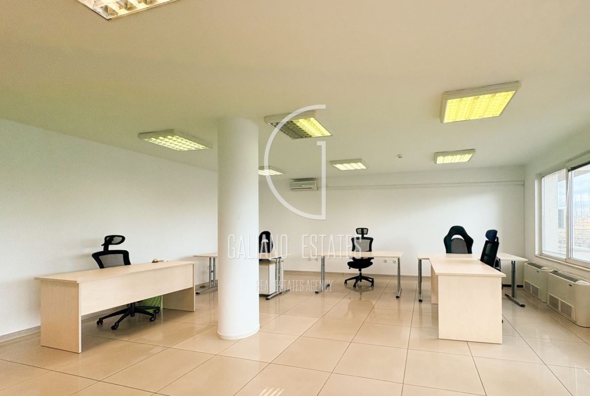 Офис в бизнес сграда, кв.Стрелбище - 0