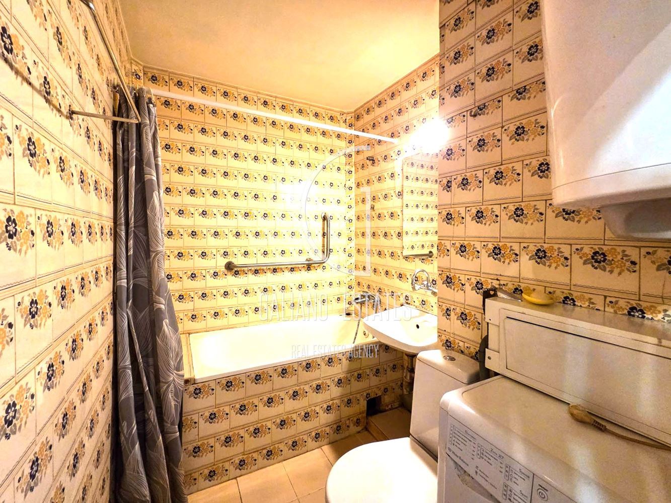 Уютен двустаен апартамент в жк. "Хаджи Димитър" - 0