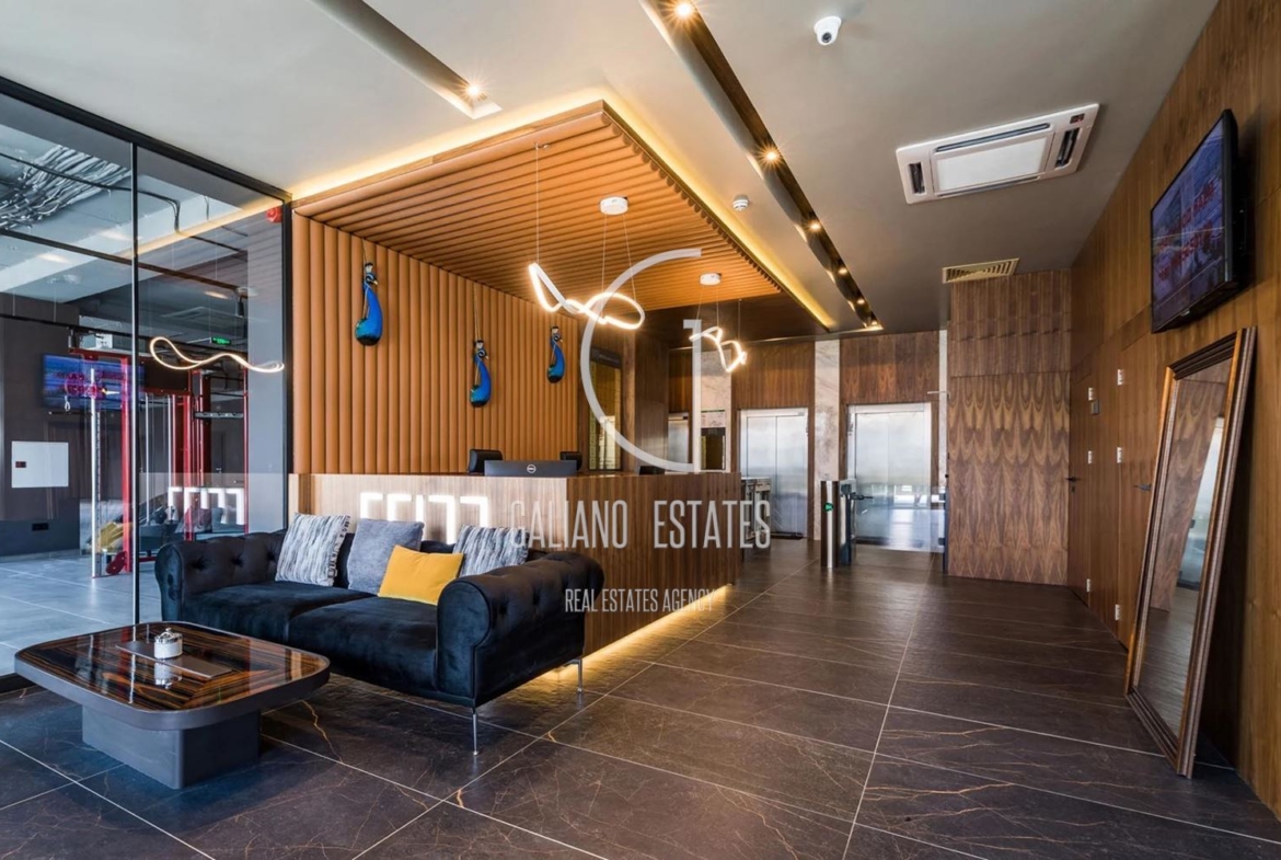 Представителен офис с панорамна 360° гледка в престижна бизнес сграда – Младост 4 - 0