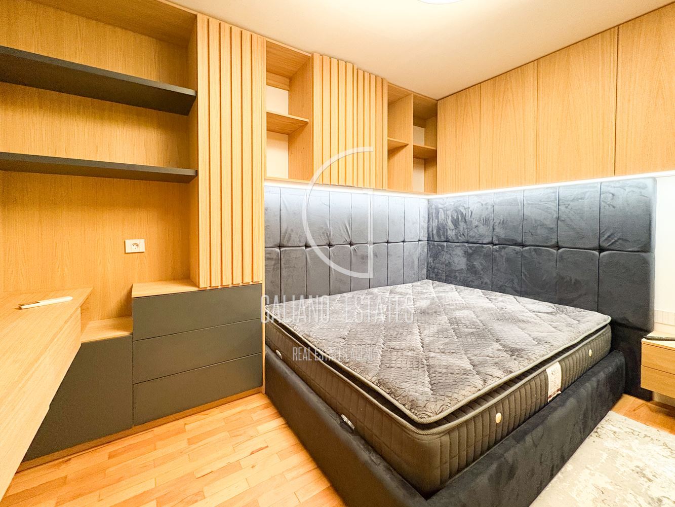 Чисто нов дизайнерски апартамент в кв. Бъкстон - 0