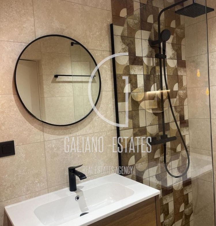 Двустаен апартамент в Кръстова вада - 0