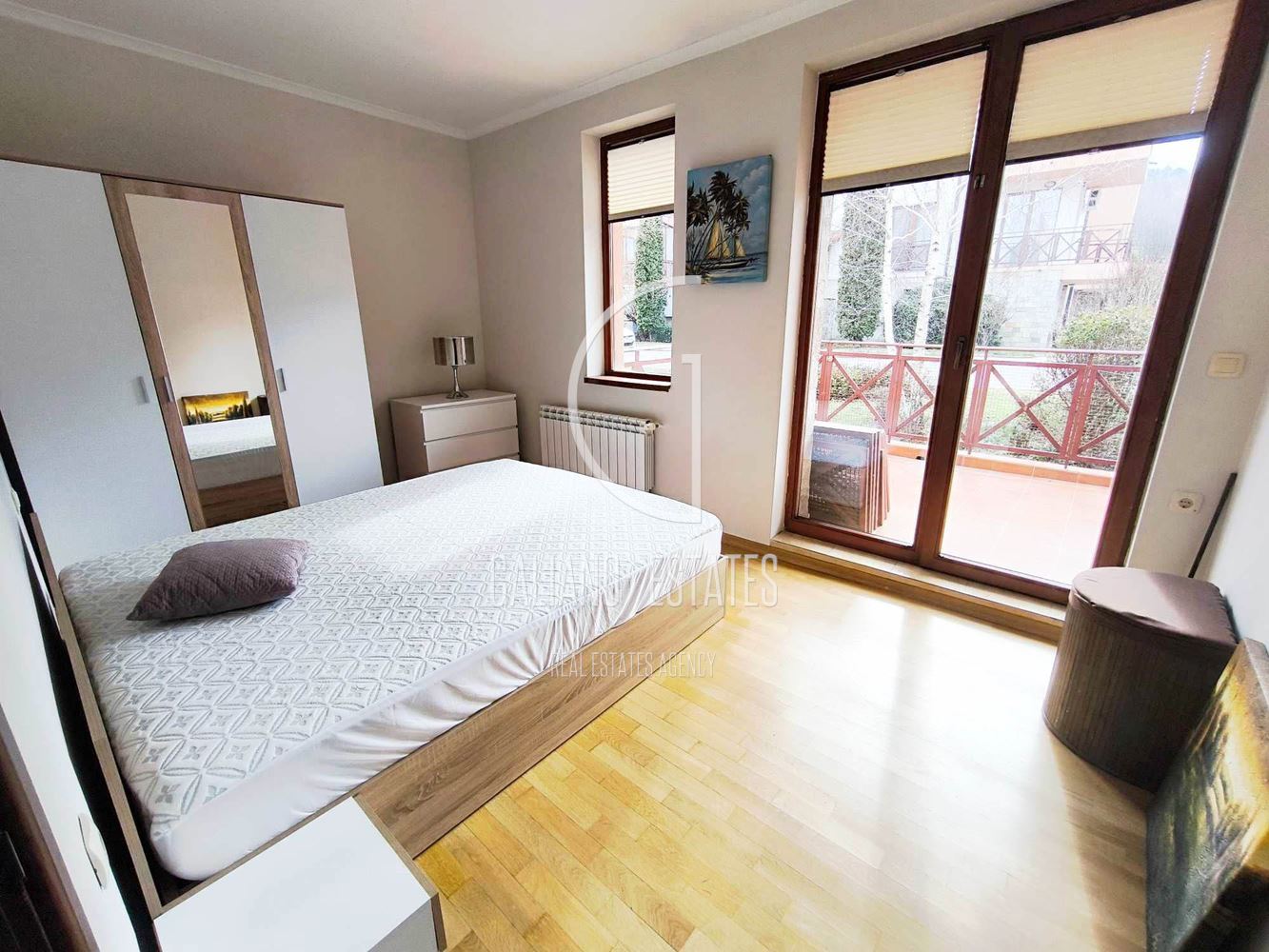 Уютен тристаен апартамент в затворен комплекс в кв. Драгалевци-0 Уютен тристаен апартамент в затворен комплекс в кв. Драгалевци - 0