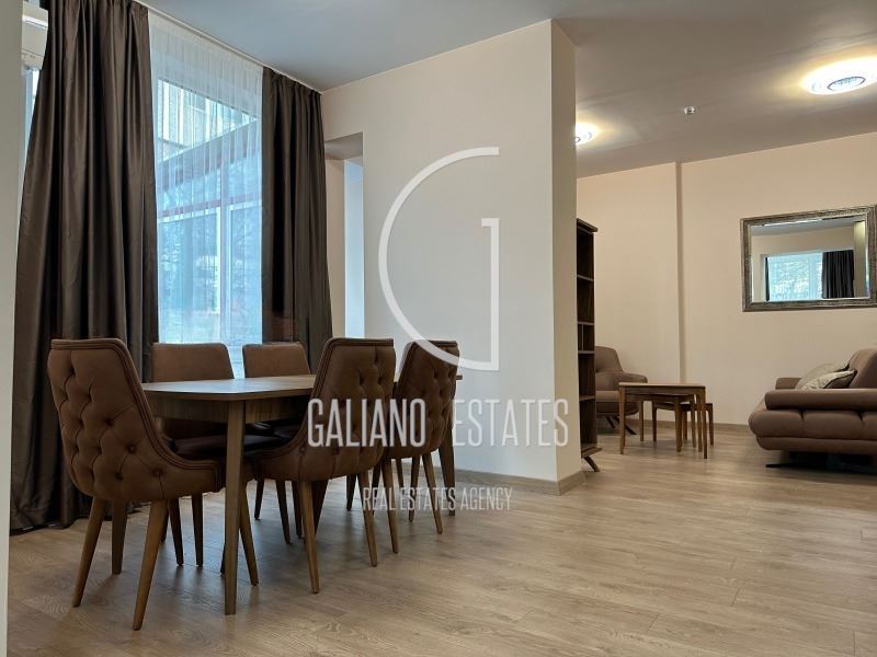 Тристаен апартамент до Южен парк - 0