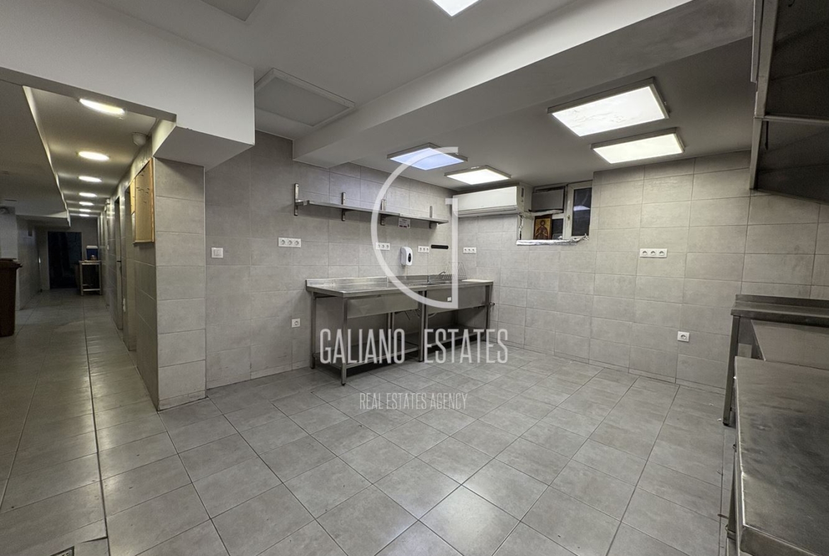 Заведение в района на Националния дворец на културата - 0