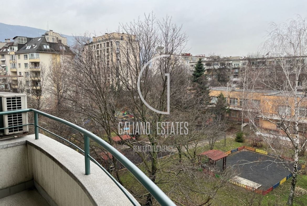 Тристаен апартамент в кв. Гоце Делчев - 0