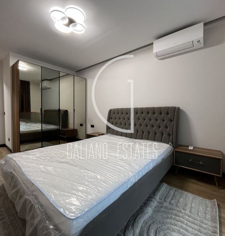 Двустаен апартамент в Кръстова вада - 0