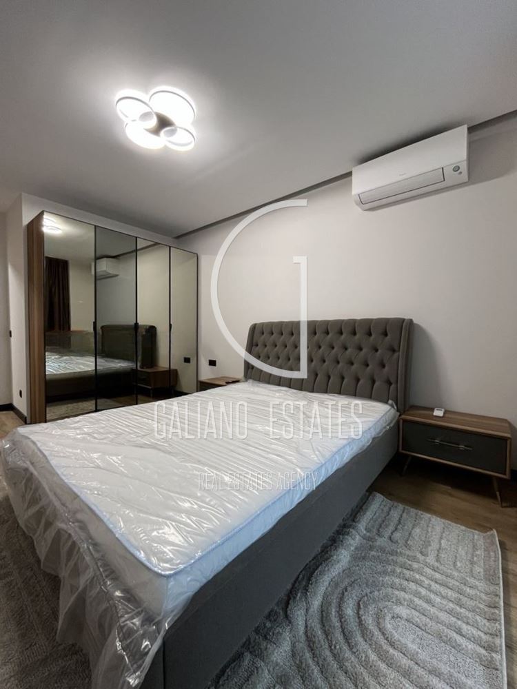 Двустаен апартамент в Кръстова вада - 0