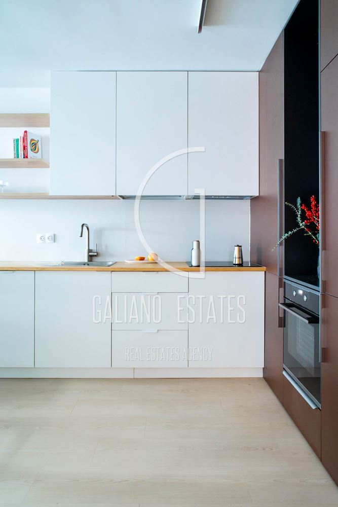 Луксозен двустаен апартамент в кв. Кръстова вада - 0