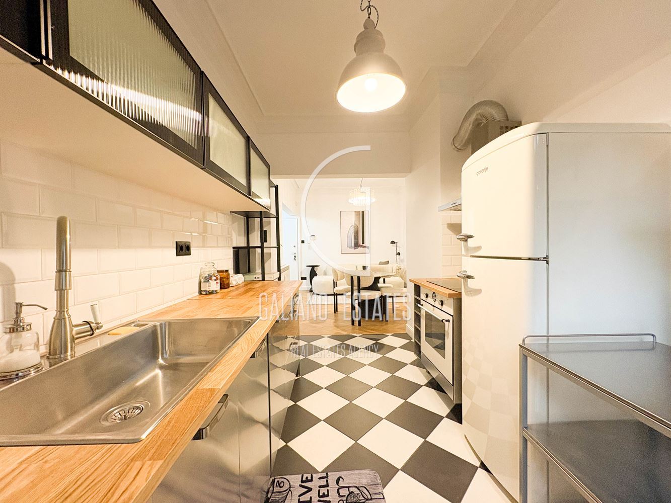 Луксозен апартамент на ул. Оборище - 0