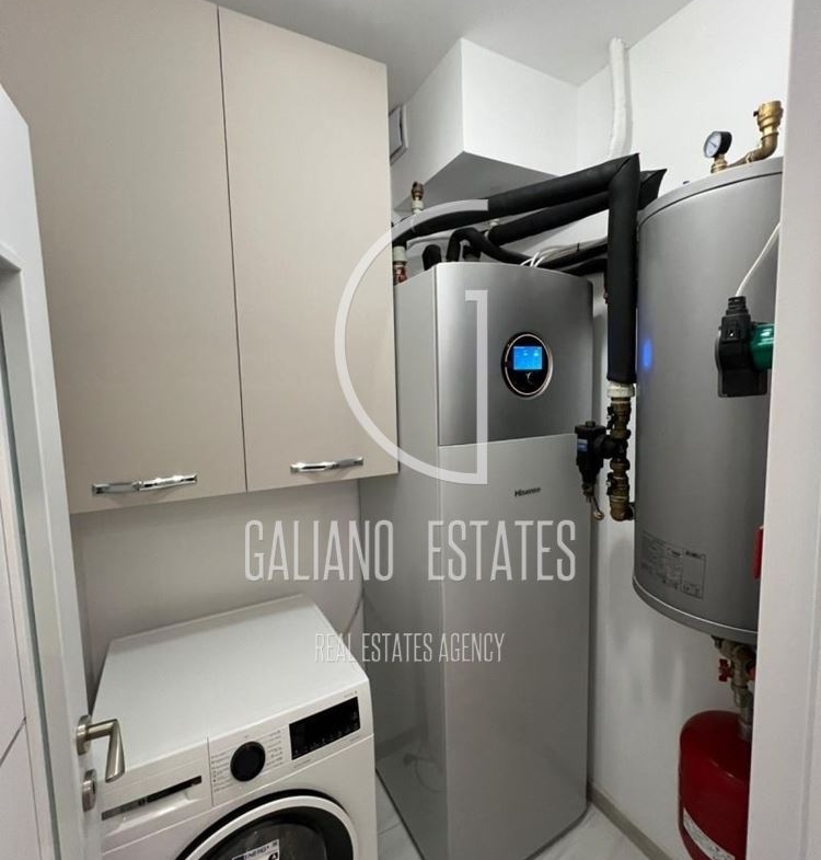 Тристаен апартамент в Кръстова вада - 0